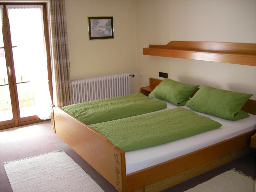 Hotel Gasthaus Zum Hirschen Simonswald Værelse billede