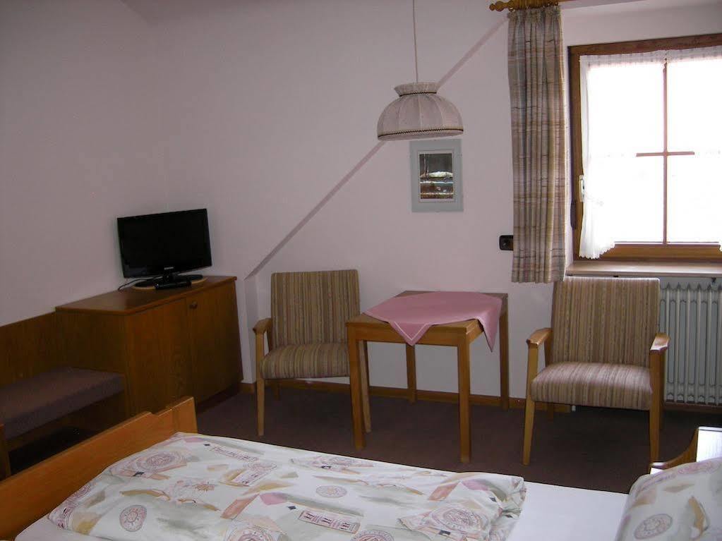 Hotel Gasthaus Zum Hirschen Simonswald Eksteriør billede